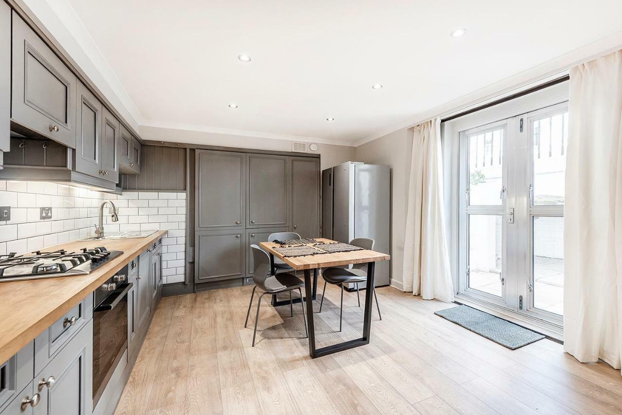 Stylish 2 Bedroom Flat In Knightsbridge London Bagian luar foto