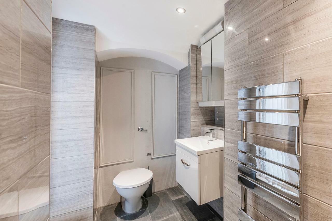 Stylish 2 Bedroom Flat In Knightsbridge London Bagian luar foto